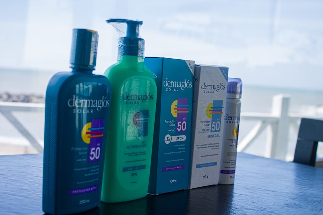 Dermaglós Solar inicia campaña nacional para proveer protección a guardavidas en Argentina