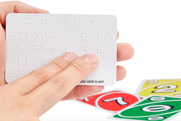 Mattel impulsa la inclusión en el juego con Barbie Fashionistas y el lanzamiento de UNO Braille