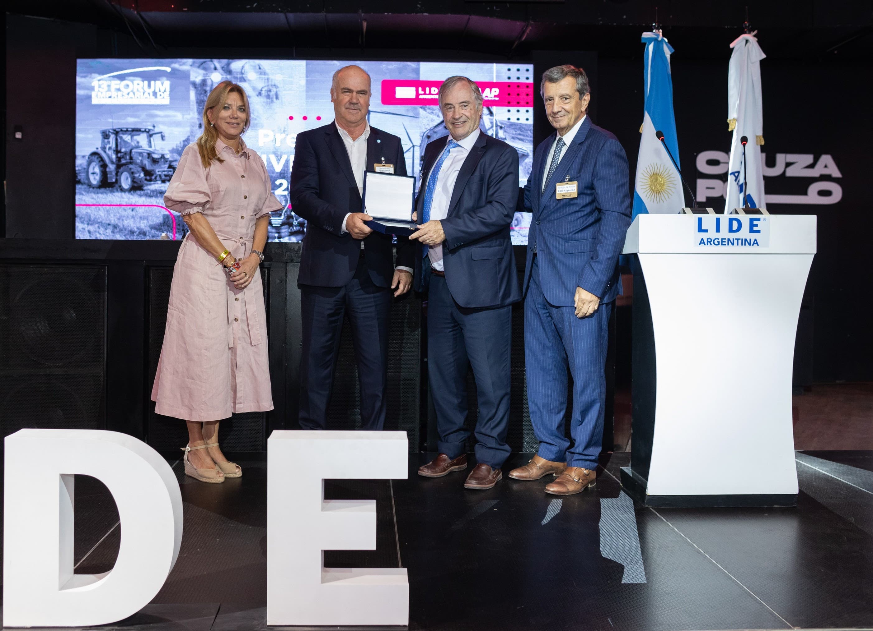 Lartirigoyen es reconocida en el XIII Fórum Empresarial de LIDE Argentina por su gestión en agronegocios