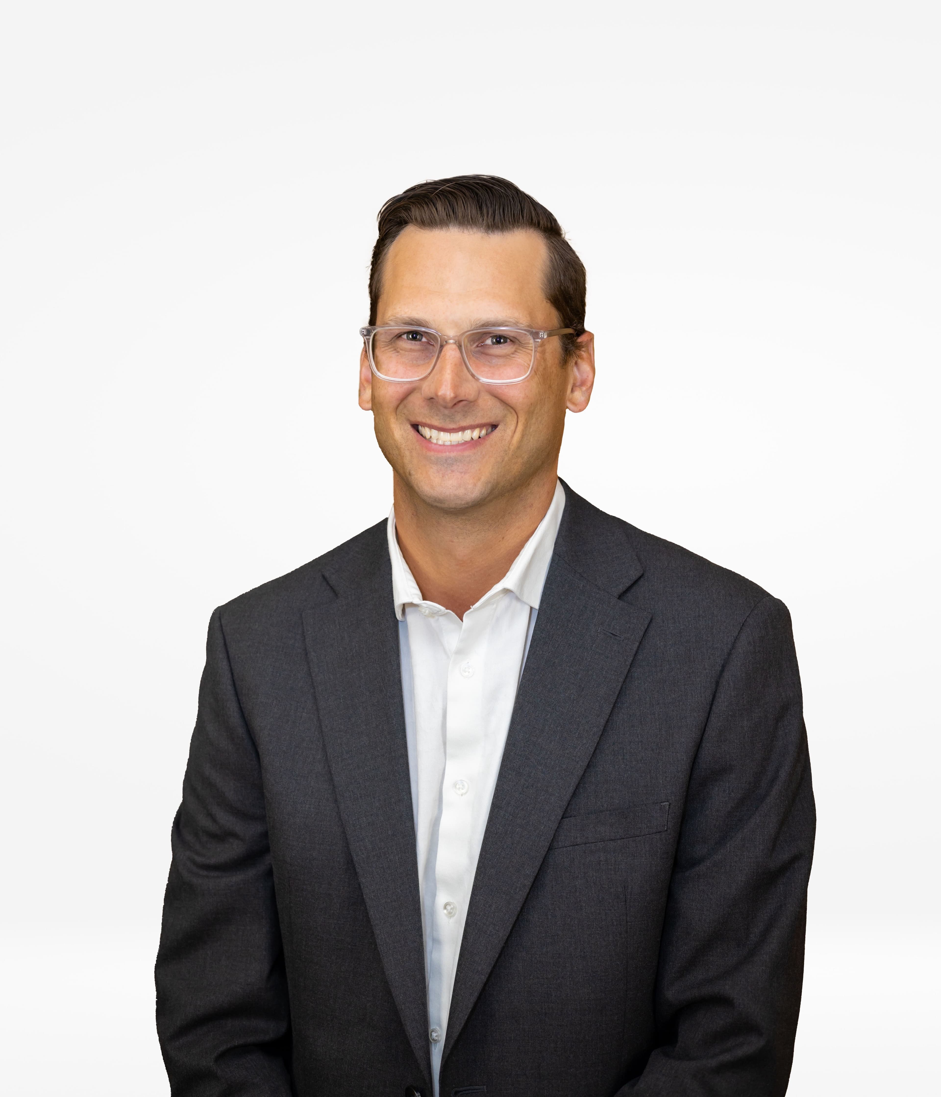 Derek Friesen asumirá como CFO y vicepresidente de Finanzas en Edmonton Airports desde enero de 2026