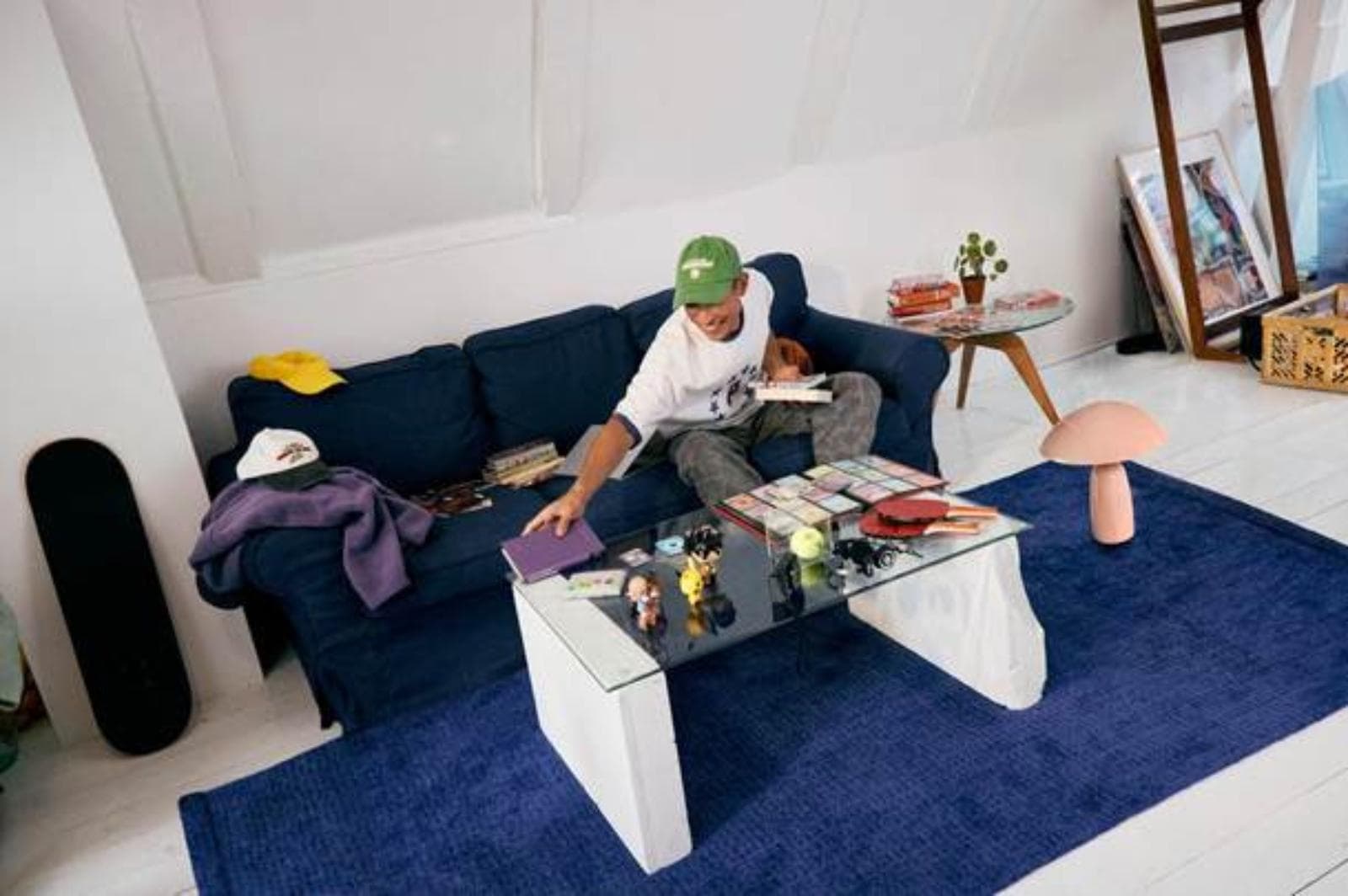 El 53% de los españoles acumula hasta 1.000 euros en artículos sin usar en sus hogares