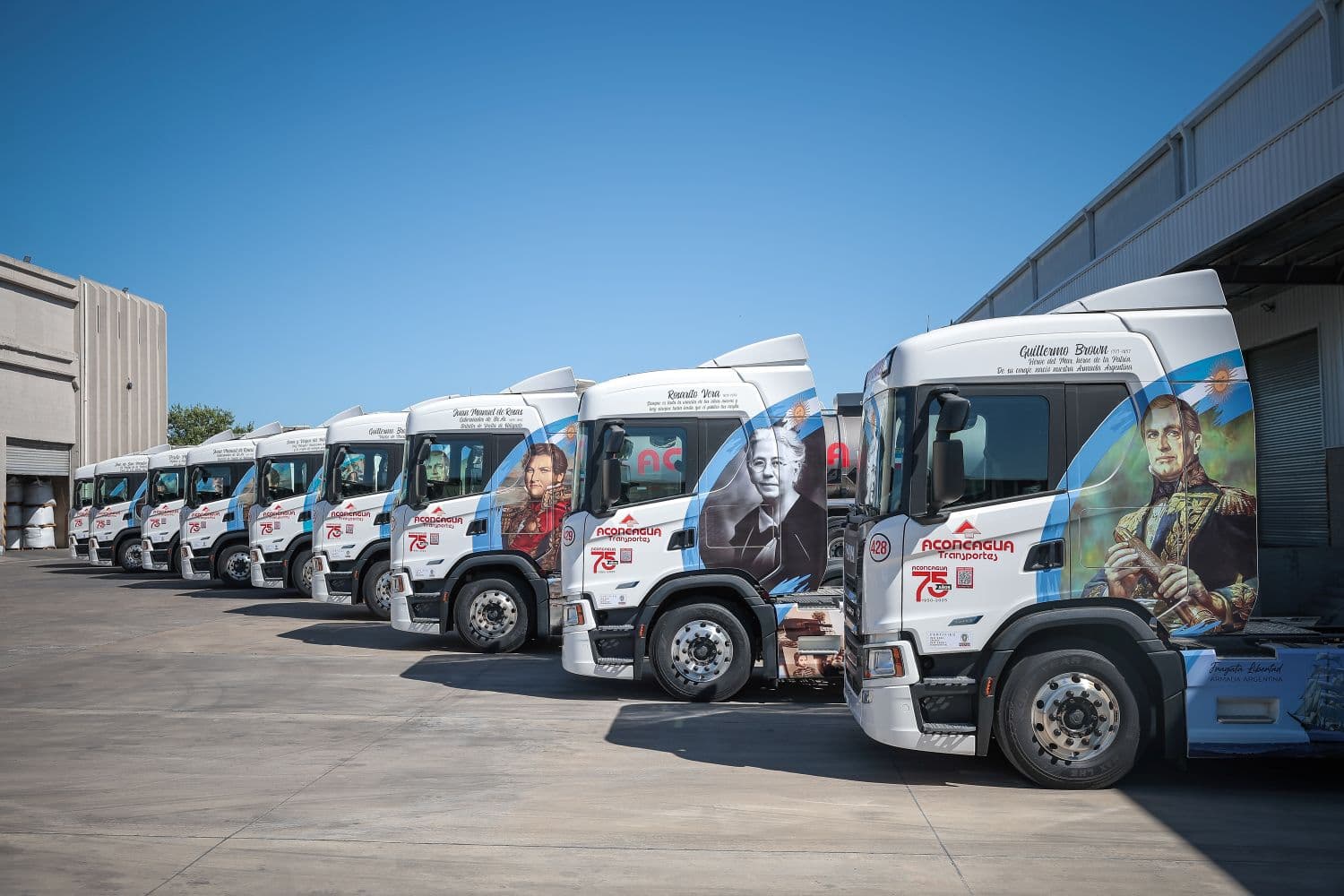 Aconcagua Transportes plotea camiones con próceres argentinos por su 75° aniversario