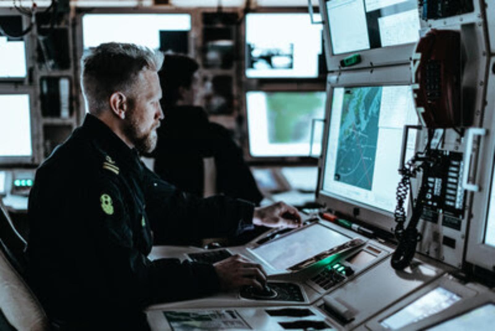 Saab posiciona el sistema 9LV CMS para modernización de flotas navales latinoamericanas