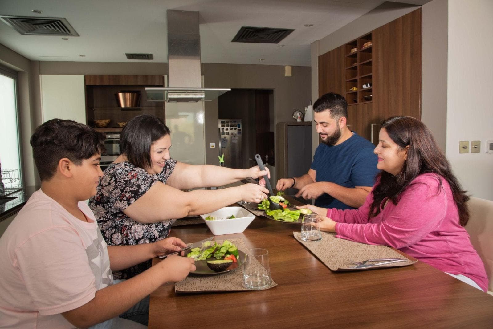 Obesidad: proyecciones a 2035 anticipan 1,9 mil millones de casos y alto costo