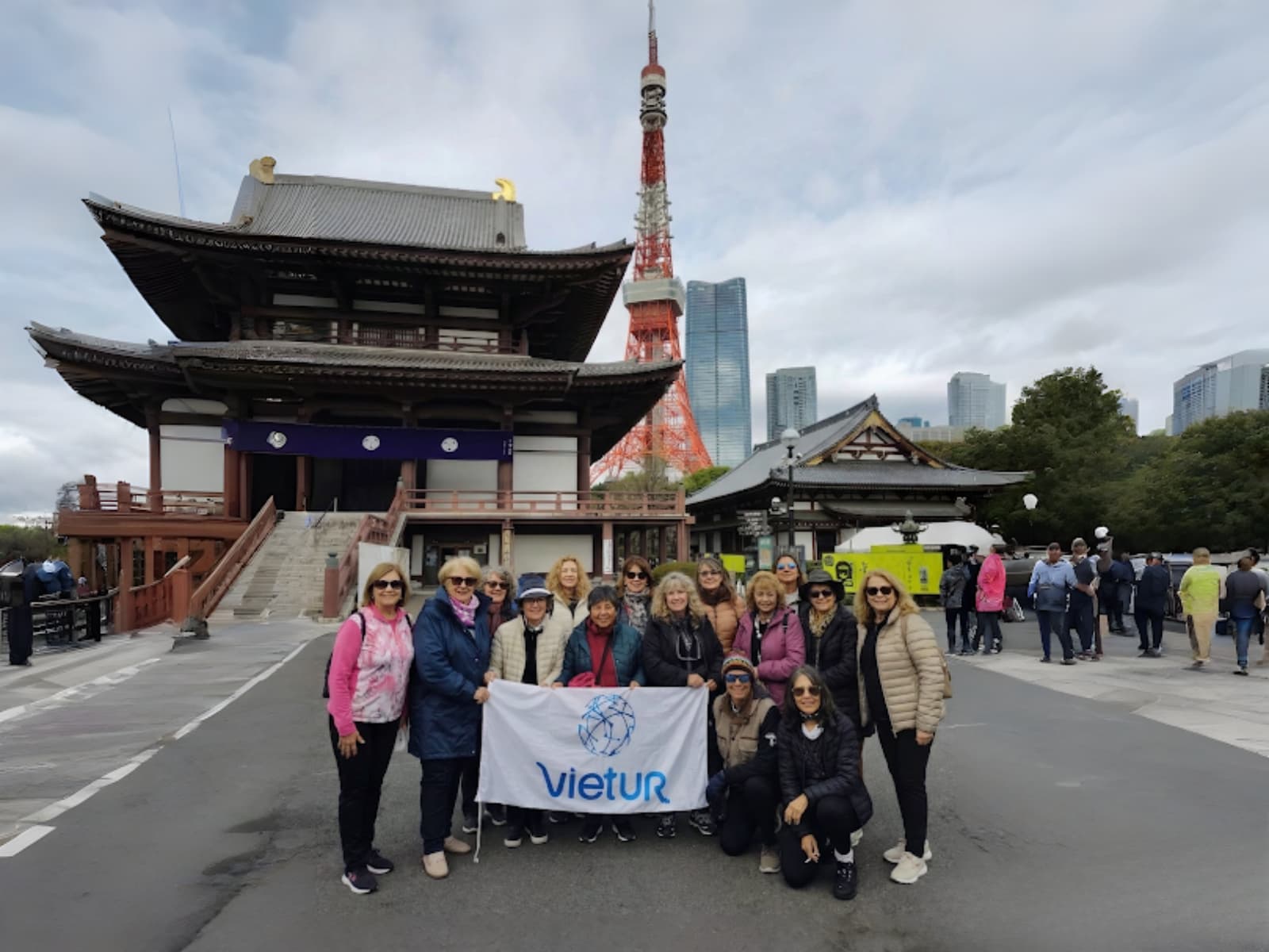 Vietur presenta “Juntas al mundo”, viajes grupales para mujeres con salidas desde agosto