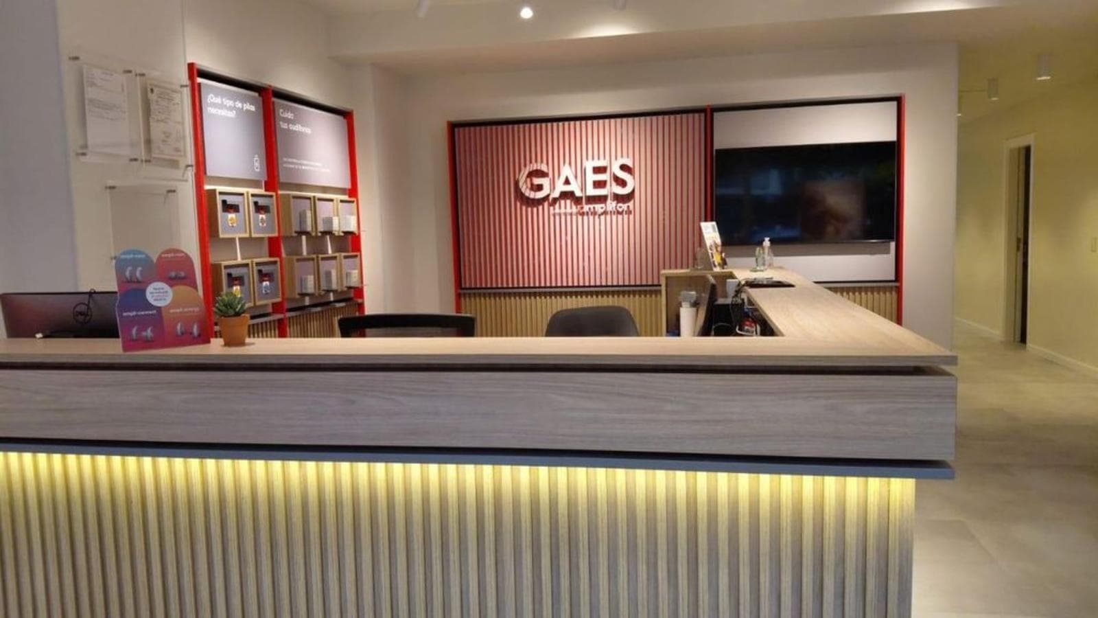 Gaes renovó su centro de avenida Pueyrredón en CABA e incorporó Amplicare