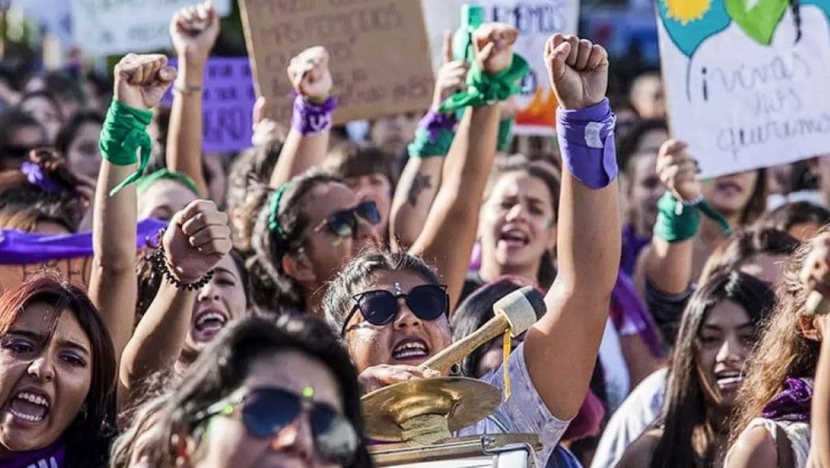 GlobalNews Group midió una caída del 61% en la cobertura regional del 8M