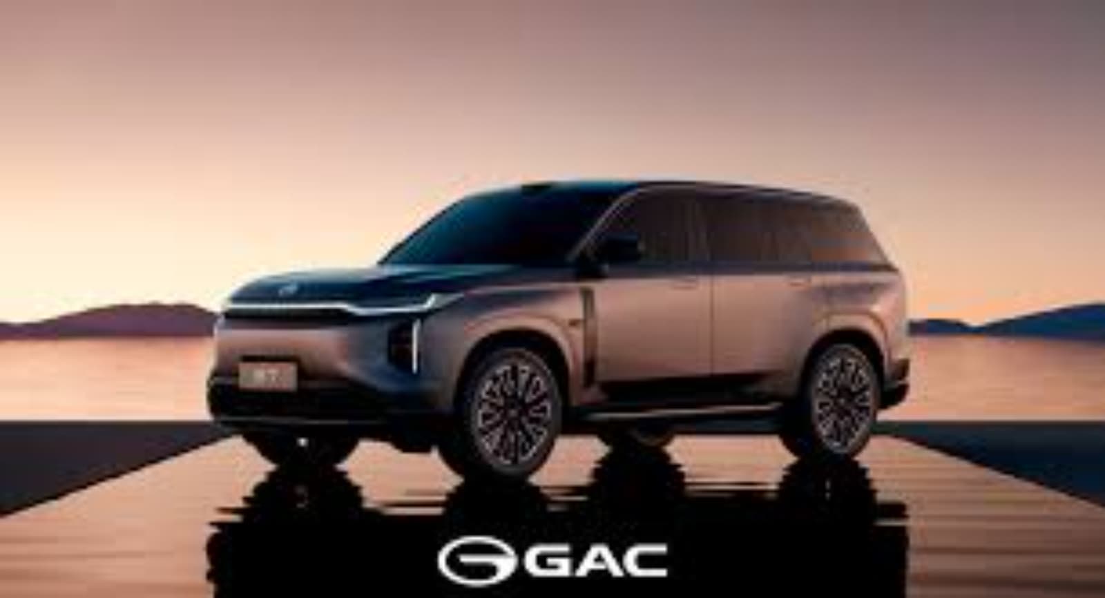 Gac presentó en Bolivia el SUV híbrido S7 con sistema GMC 3.0