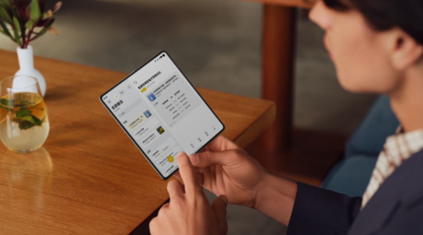 Huawei Mate X7 llega a Argentina y apunta a mejorar la resistencia en plegables