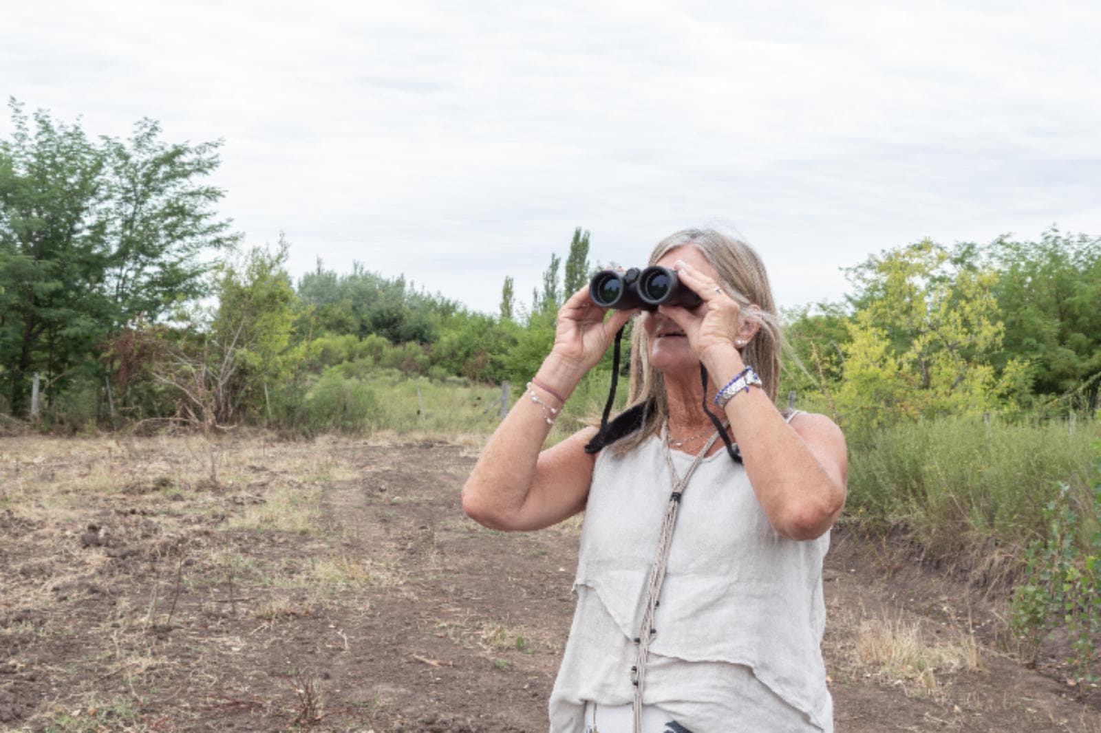 Shilba amplía su oferta para avistaje de aves con dos binoculares