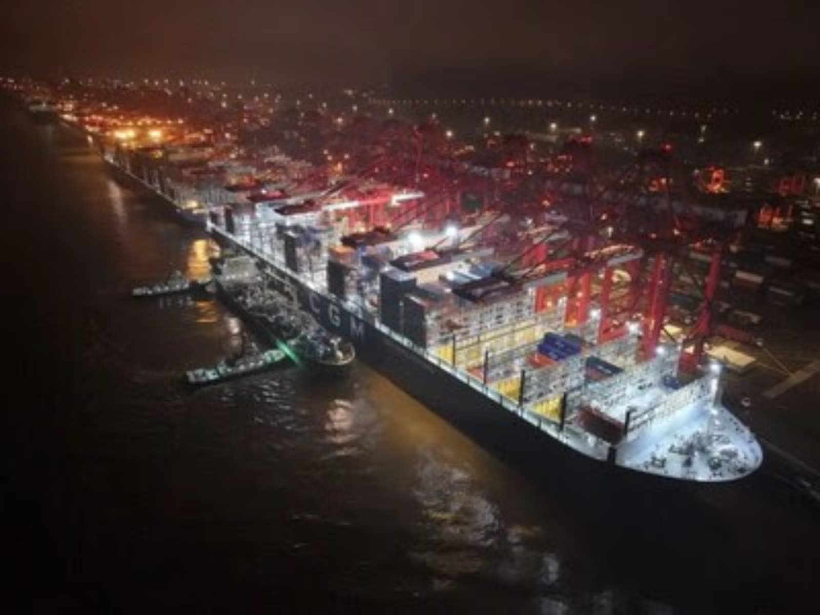 Shanghai Electric completó en Yangshan una carga a gran escala de biometanol