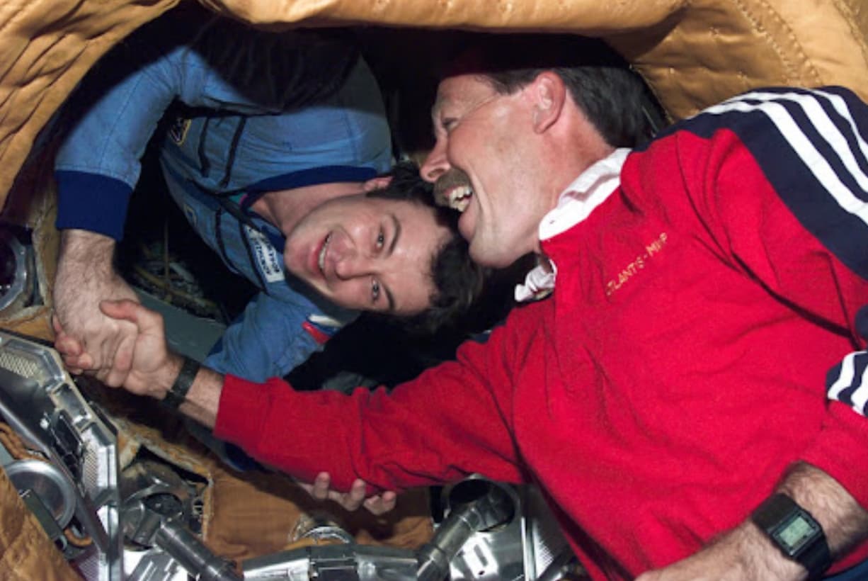 Atlantis y Mir: a 30 años del reencuentro orbital de dos mundos