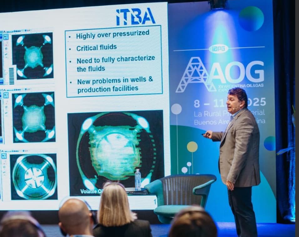 ITBA impulsa debate sobre tecnología en Vaca Muerta y destaca logro en el PetroBowl