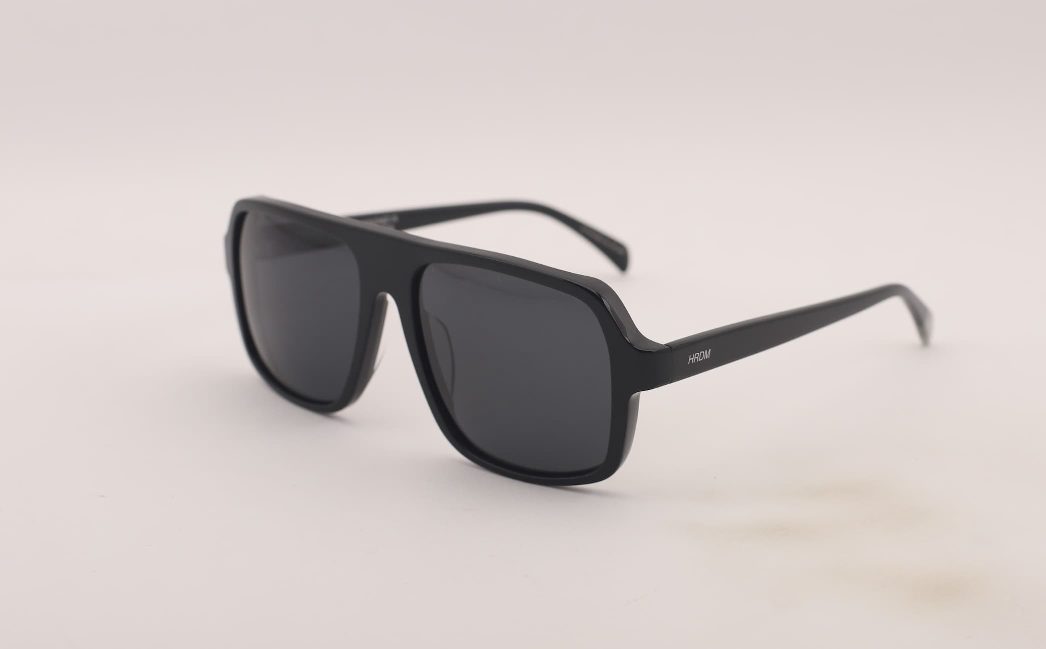 Hardem presenta OFFBEAT CLASSICS: nueva colección de lentes de sol inspirada en ciudades con historia