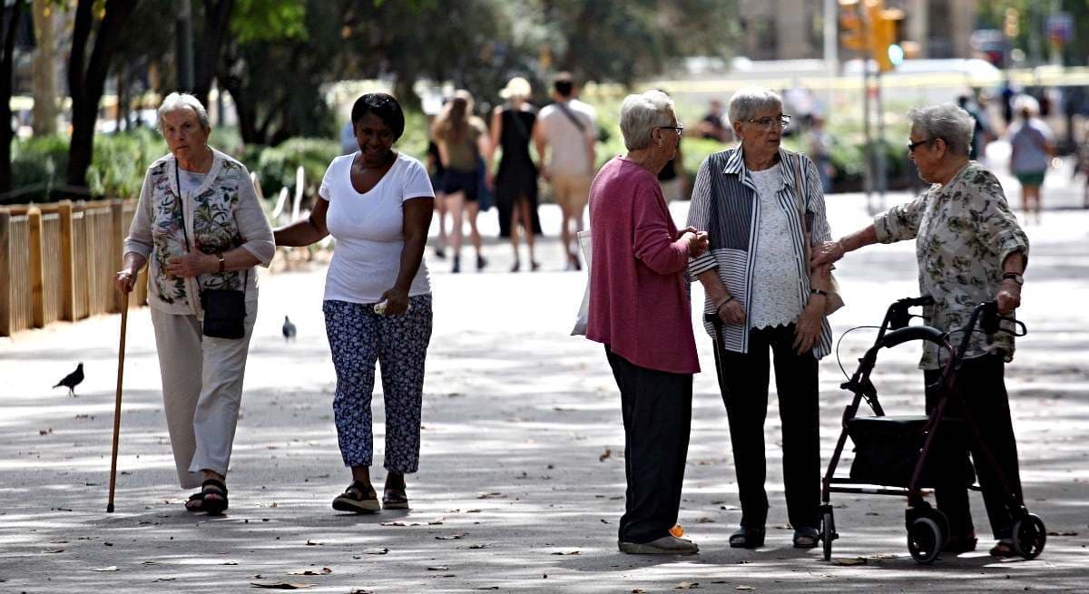 El crecimiento de la población adulta mayor redefine la situación habitacional en Argentina