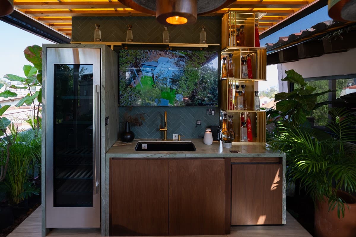 LG exhibe la línea SKS de electrodomésticos de lujo en Design Week México 2025