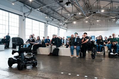 Strutt exhibe el vehículo personal ev¹ en San Francisco antes de su debut en CES 2026