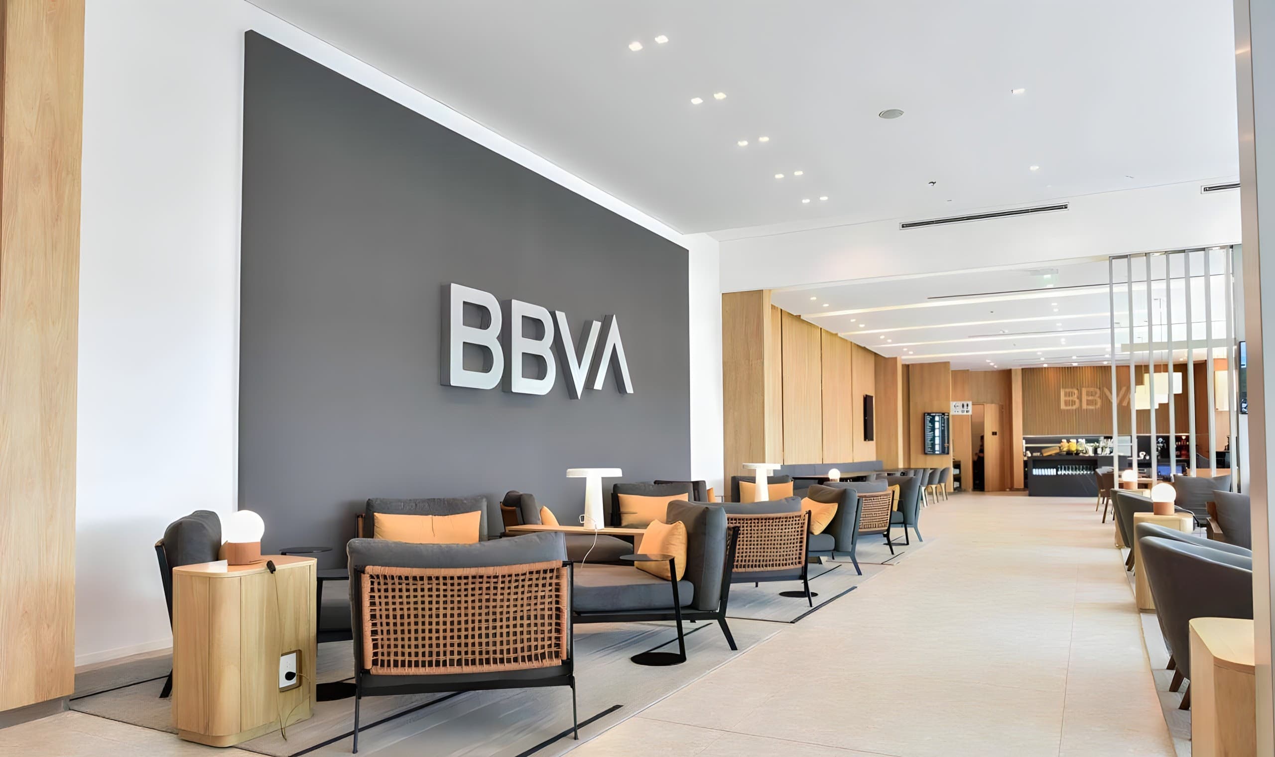 Dragonpass expande la oferta de experiencias premium en aeropuertos mediante alianzas con bancos y fintech