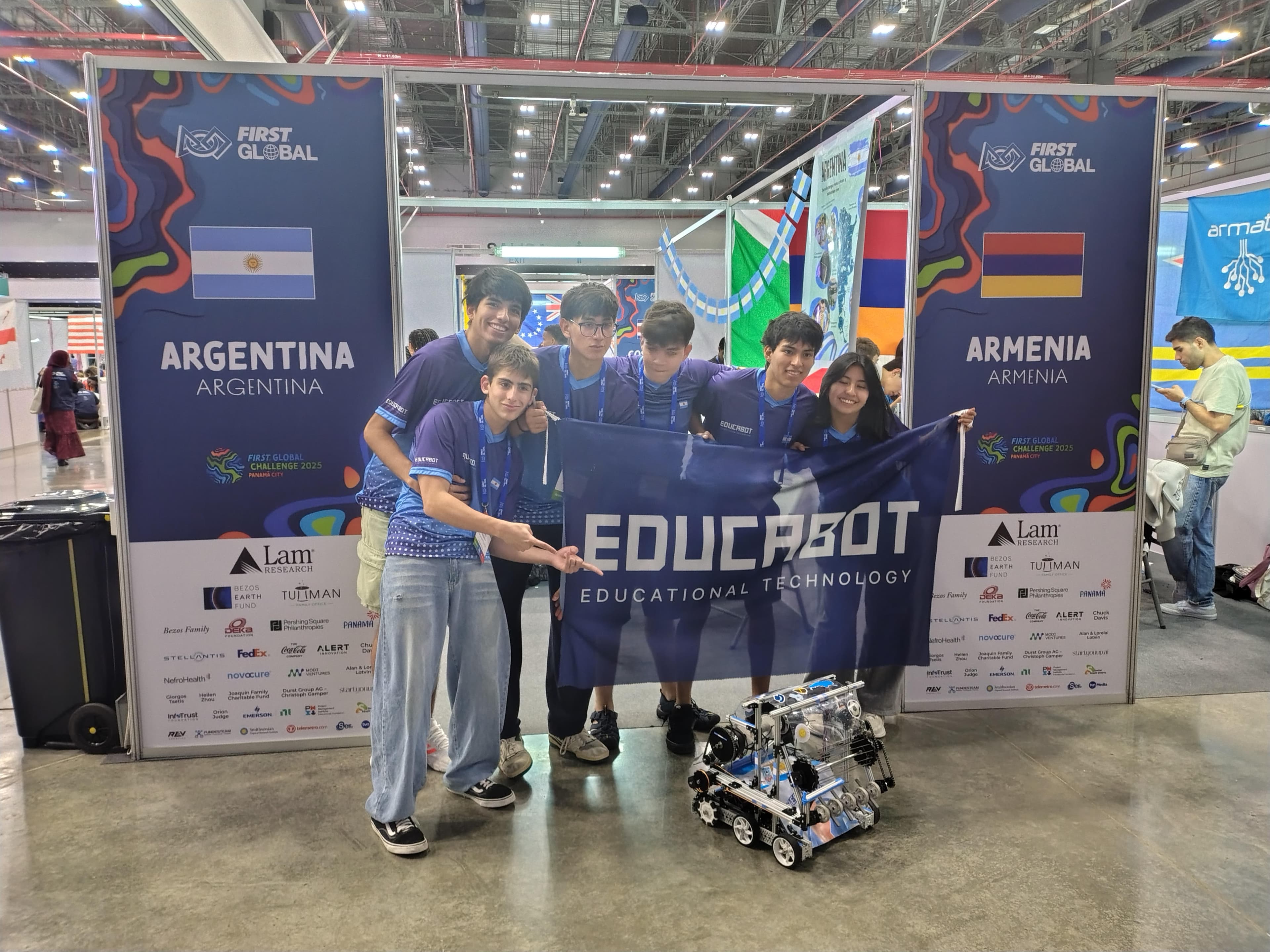 Estudiantes de Neuquén obtienen el puesto 56 en el Mundial de Robótica en Panamá
