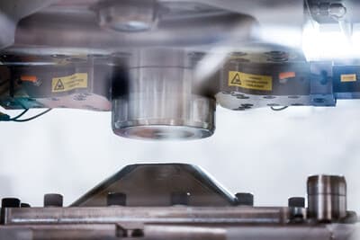 Cell Impact acuerda suministro de herramienta de conformado con automotriz asiática