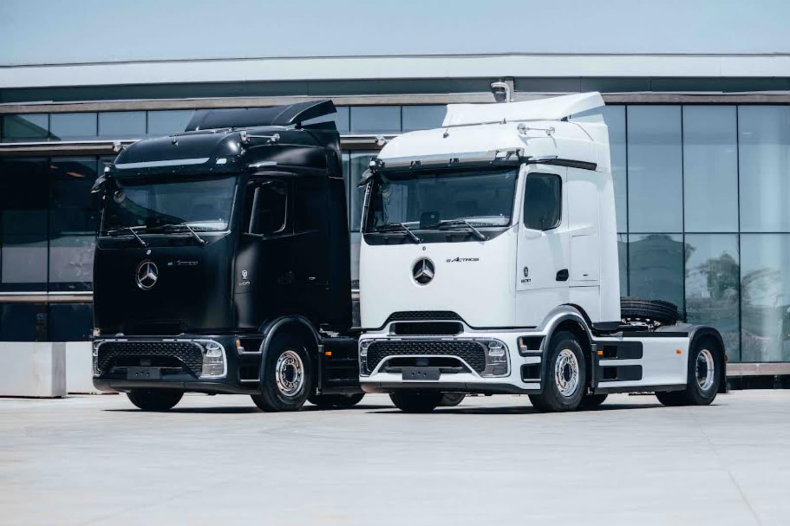 Mercedes‑Benz eActros 600: Kaufmann entregó en Chile la primera unidad a Cavalieri