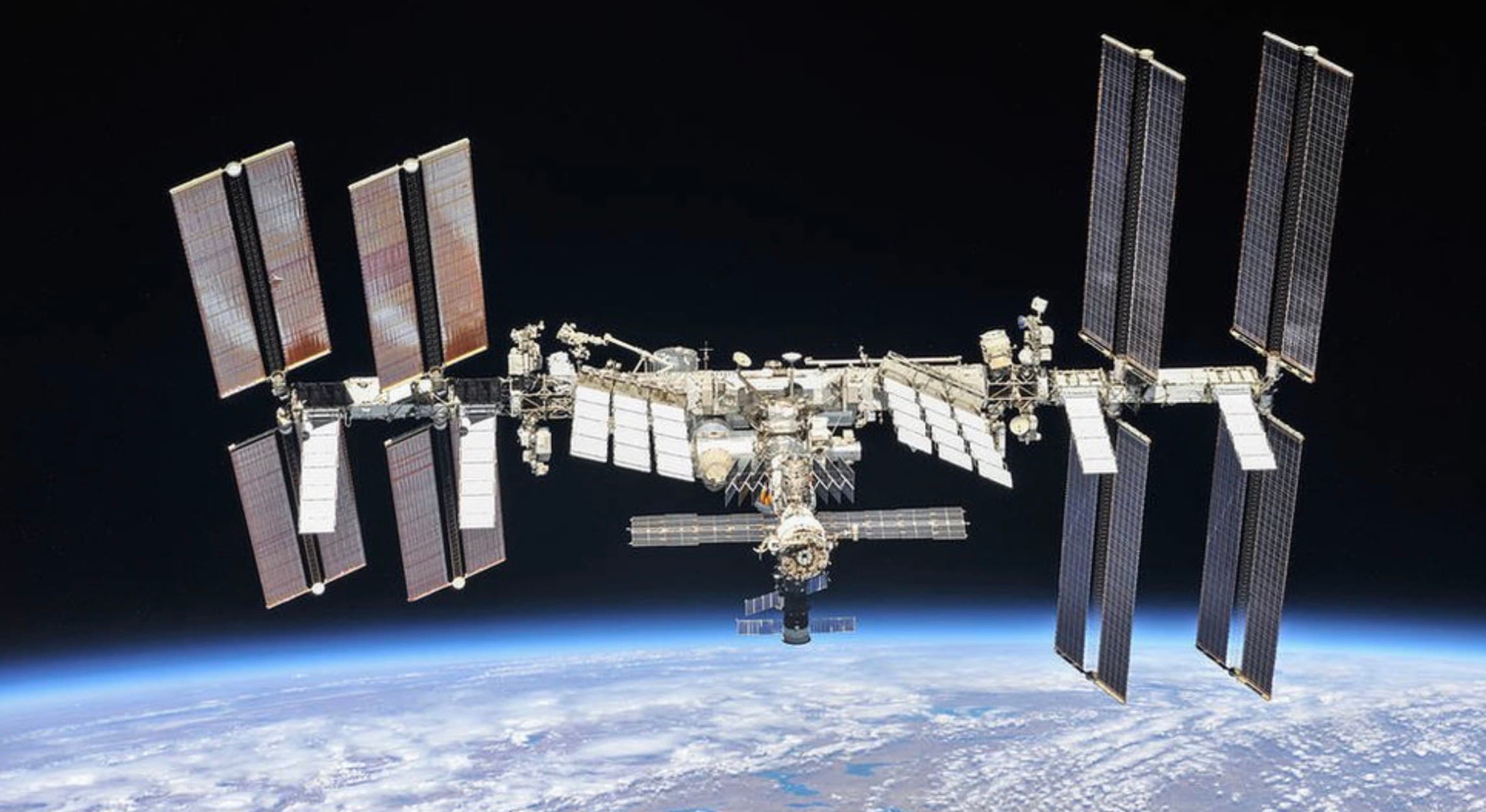 Alerta médica en la ISS: la NASA decidió acortar la misión Crew-11