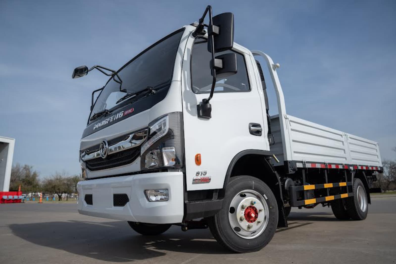 Dongfeng amplía en Argentina su gama de camiones livianos para logística urbana