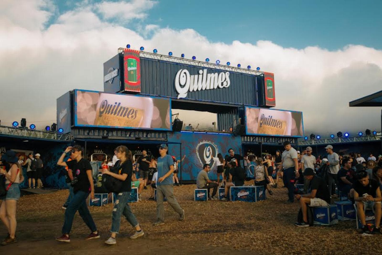 Quilmes auspicia el Escenario Sur y suma un espacio propio en Cosquín Rock 2026