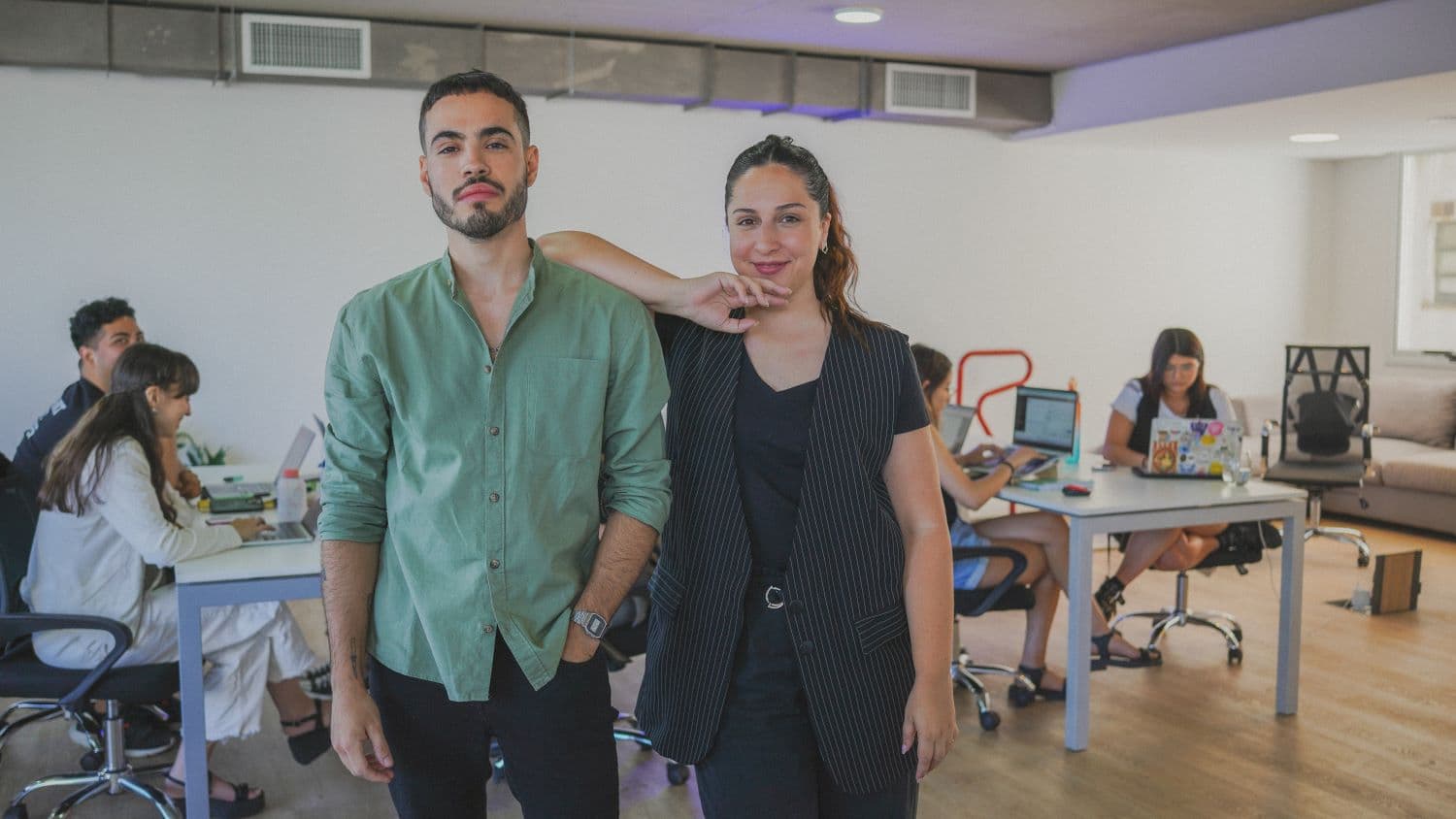 A seis años de la pandemia, las marcas redefinen su vínculo con las agencias