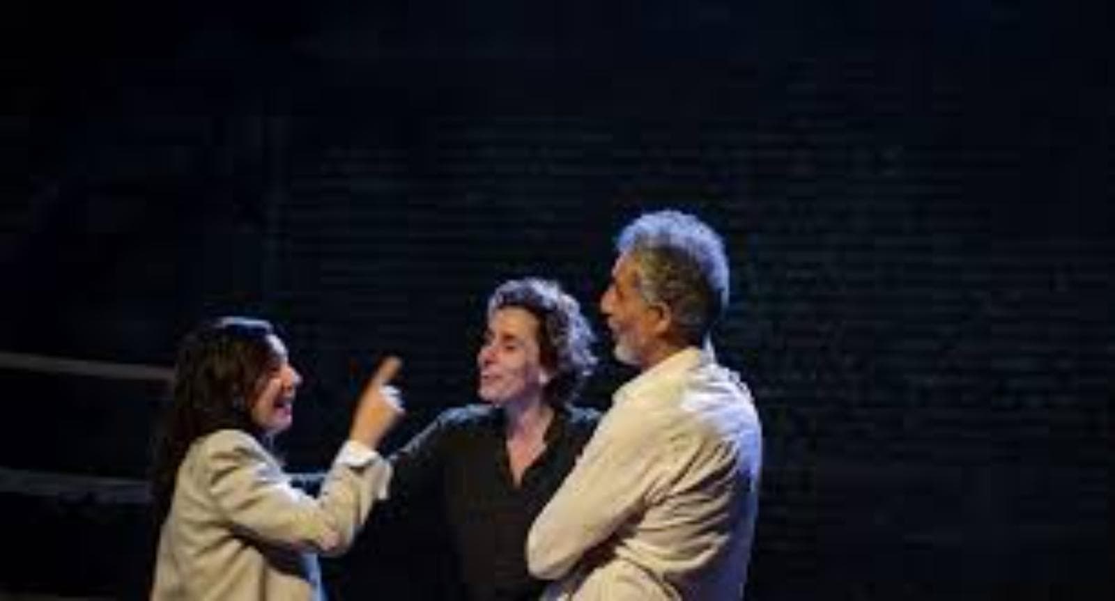 Cuatro obras suman estrenos y últimas funciones en salas de la Ciudad de Buenos Aires