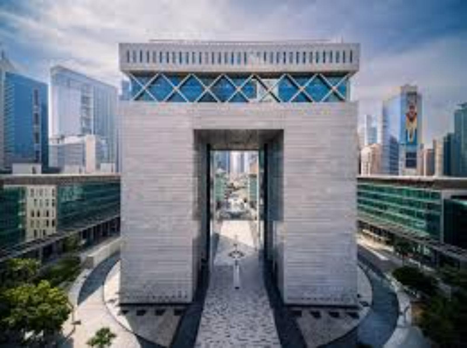 DIFC cerró 2025 con 8.844 empresas activas y récord de resultados