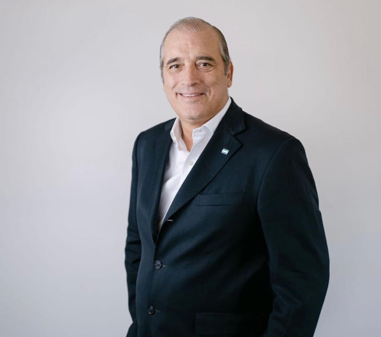 Alberto Pizzi asume como gerente general de Sinteplast y define prioridades de gestión