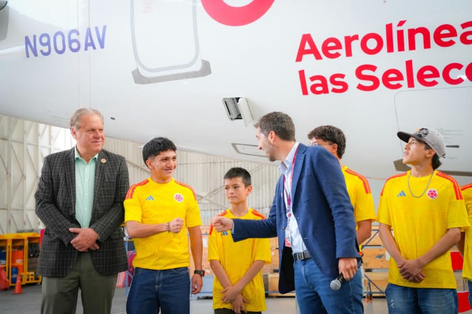 Avianca ofrecerá más de 3.000 vuelos para 10 sedes del torneo en Norteamérica