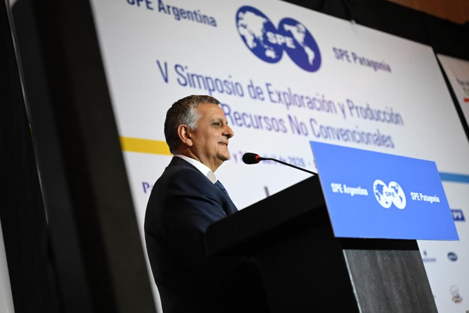 Horacio Marín expuso el Plan 4×4 de YPF en el simposio SPE