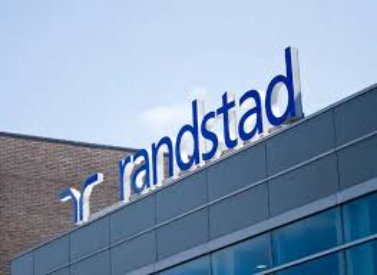 Randstad detalló ocho habilidades que las organizaciones priorizan en líderes de equipos