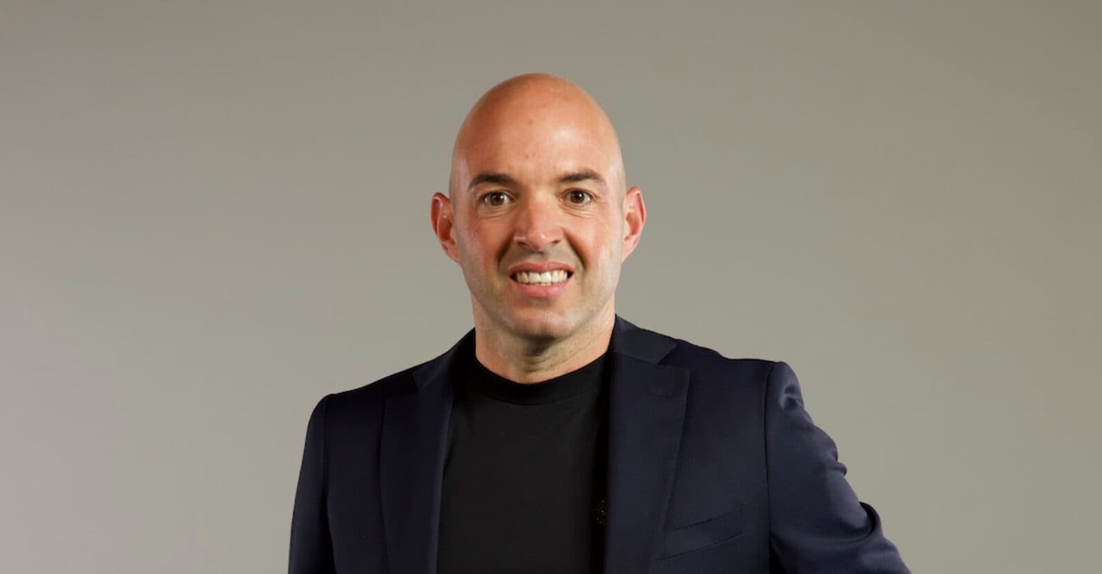 Yoel Sardiñas analiza el impacto del petróleo en inflación y decisiones de inversión