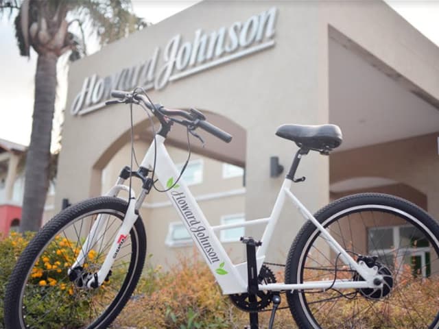 Hotel Howard Johnson inauguró el eco-espacio en Carlos Paz