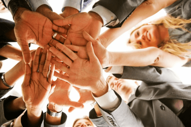 Encuesta de clima laboral y el bienestar en la organización