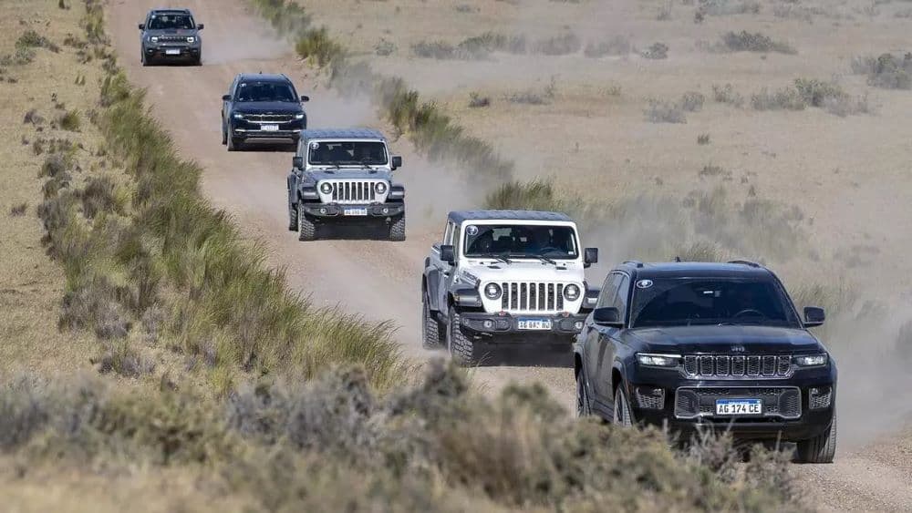Jeep Nature: aventura 4x4 y remediación ambiental en Península Valdés