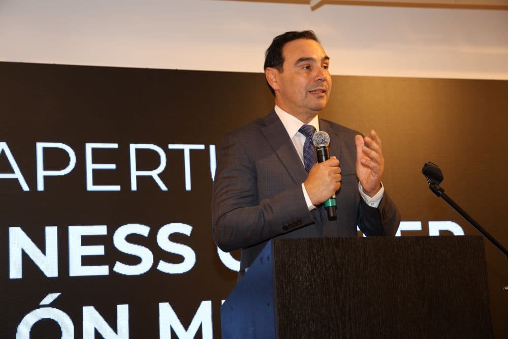 Banco de Corrientes: Valdés inauguró un moderno Centro de Negocios en Buenos Aires