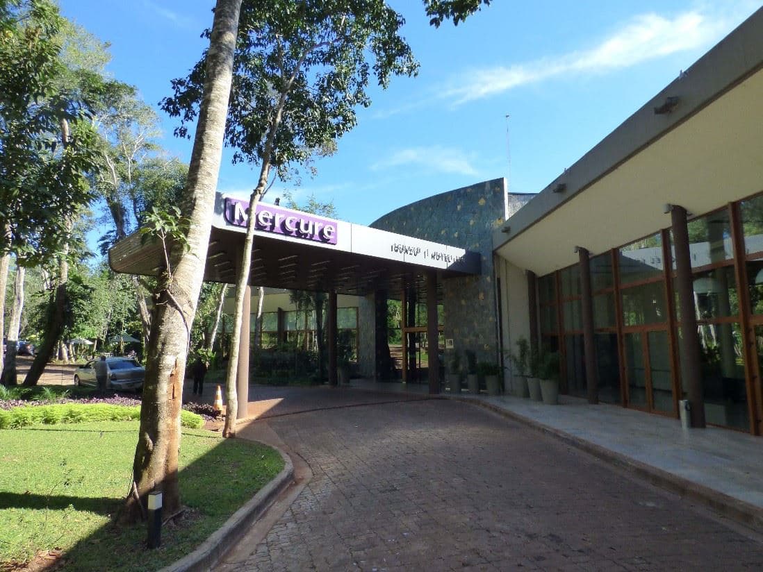 Mercure Iguazú lanza programa para adopción y rescate animal