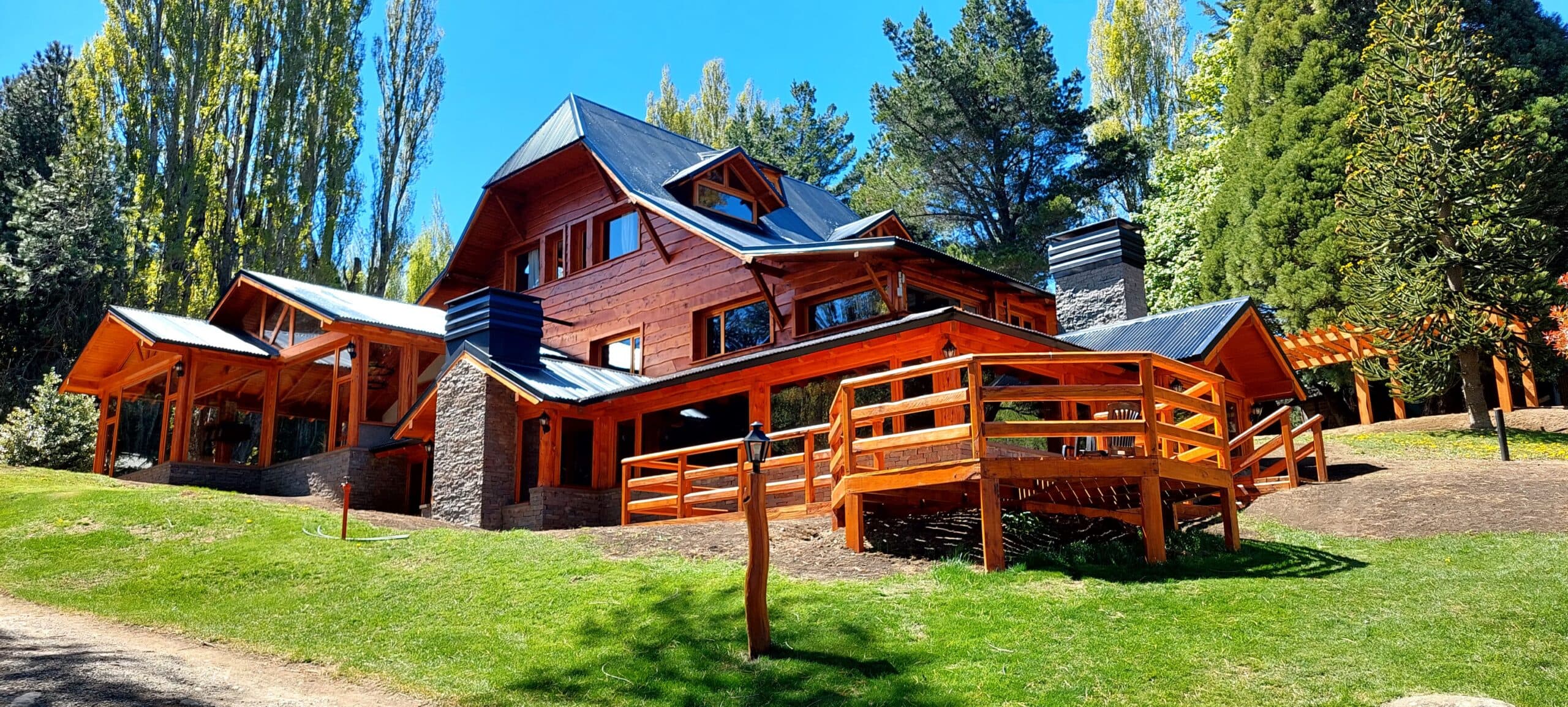 Bariloche corporativo: Araucaria de Villa Labrador en temporada baja