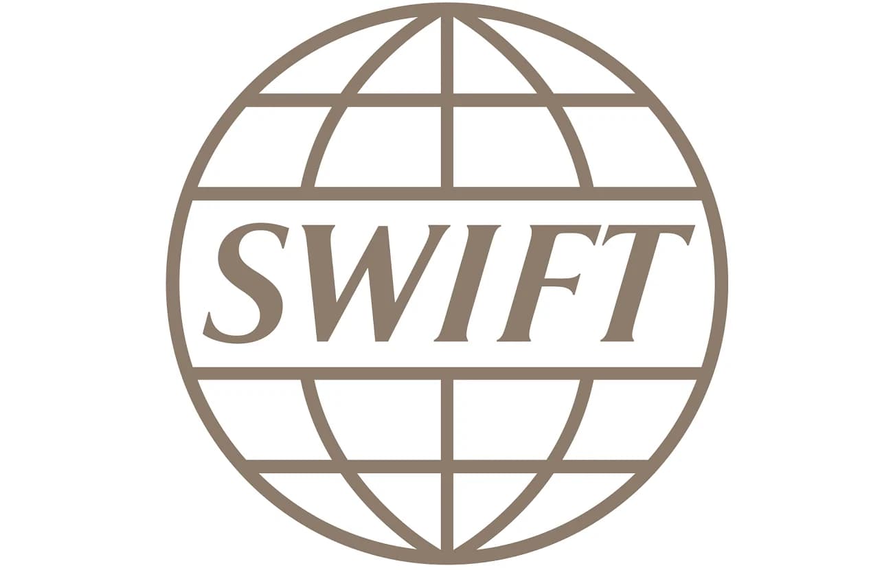SWIFT oficializa el uso de blockchain para pagos con stablecoins y redefine el sector financiero global