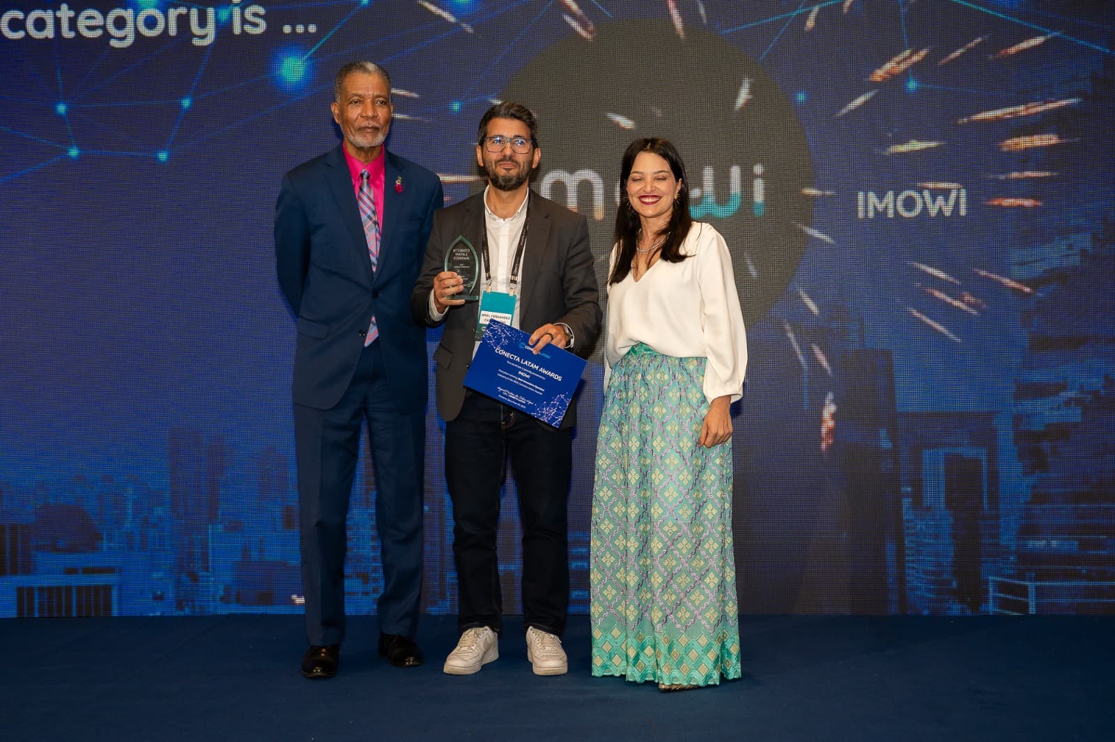 Imowi recibe el premio al Mejor Operador Innovador de Latinoamérica en Conecta Latam 2025