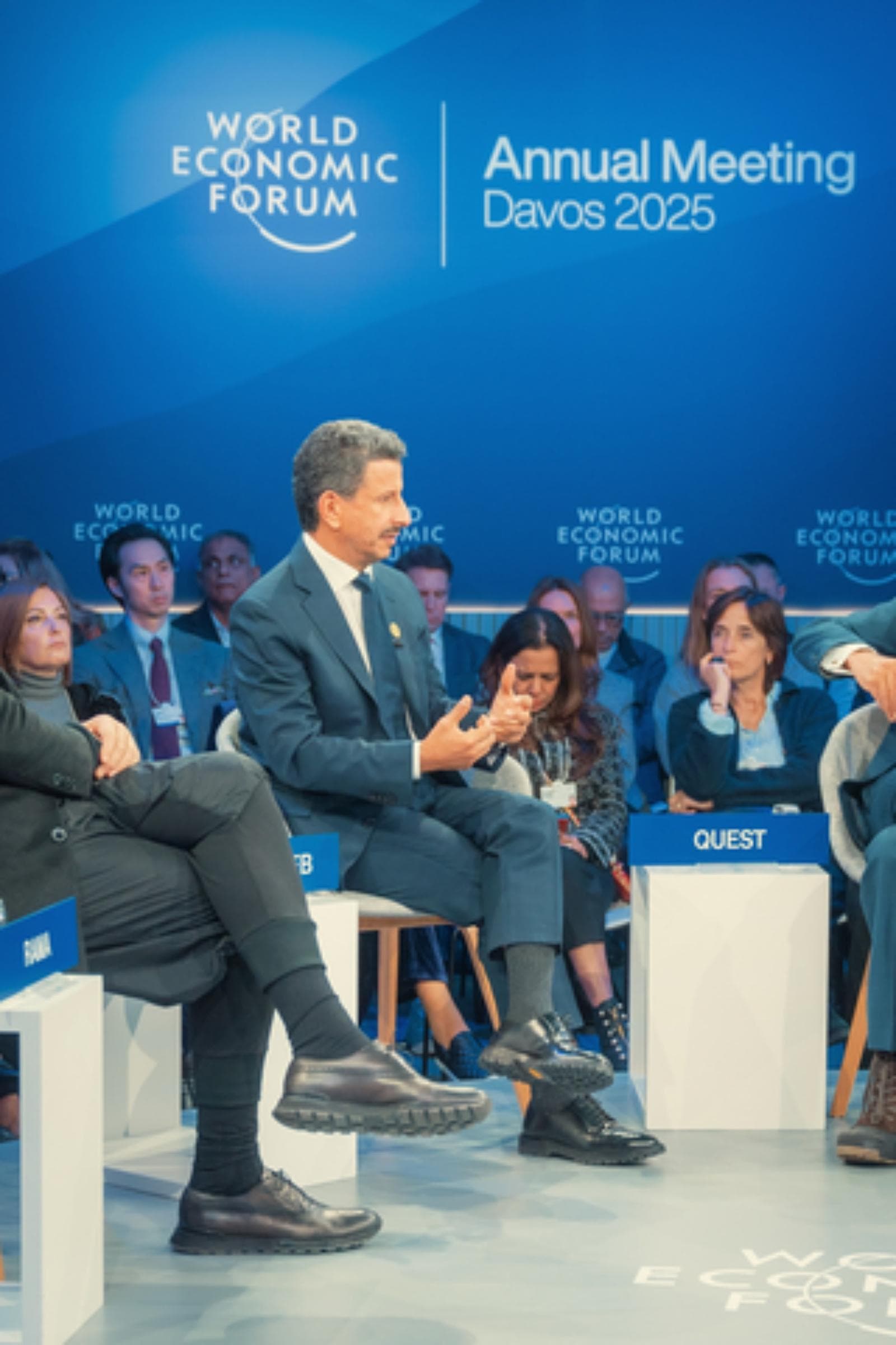Ahmed Al-Khateeb pidió en Davos tratar al turismo como infraestructura económica estratégica