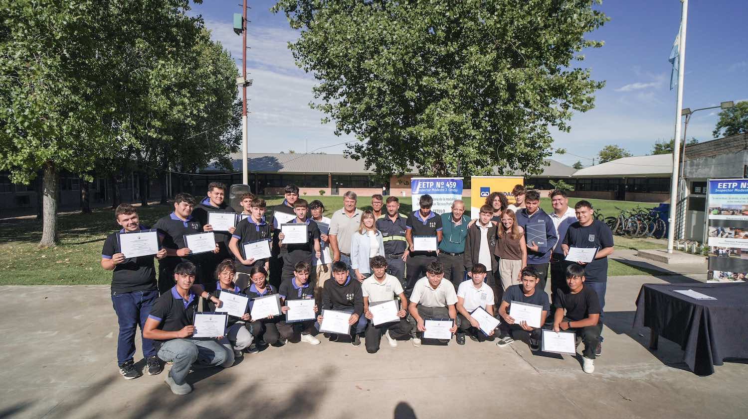 Gerdau certificó a estudiantes técnicos de Pérez y los incorporará a prácticas industriales