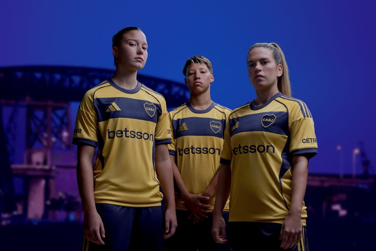 Adidas presentas las nuevas camisetas de River Plate y Boca Juniors