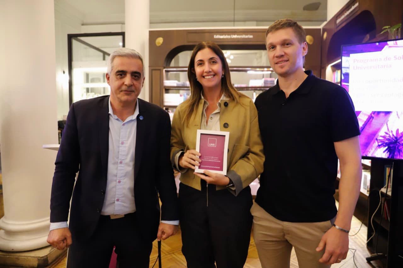 Grupo San Cristóbal recibe distinción de la Universidad Nacional de Rosario por aporte comunitario