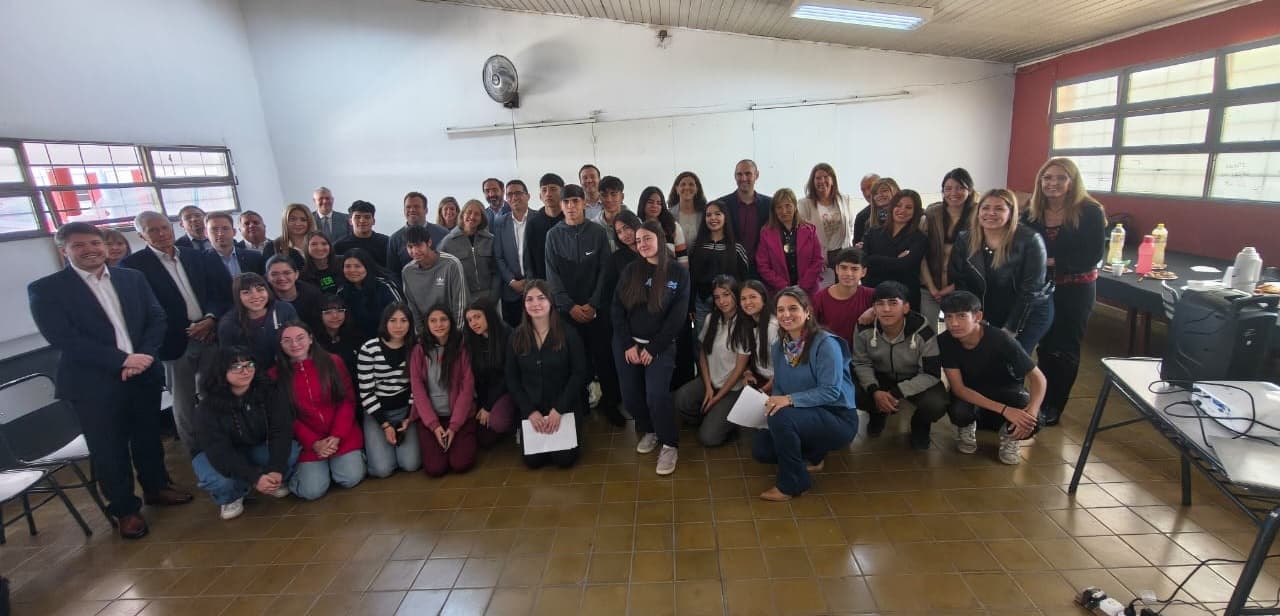 Banco Ciudad y entidades financieras informan avances en educación financiera para jóvenes en Argentina