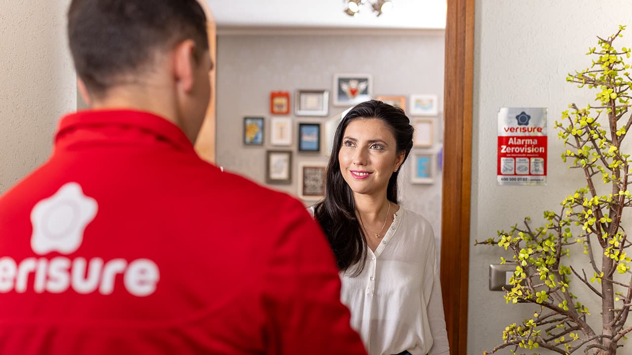 Verisure difunde recomendaciones y tecnología para prevenir entraderas en hogares argentinos